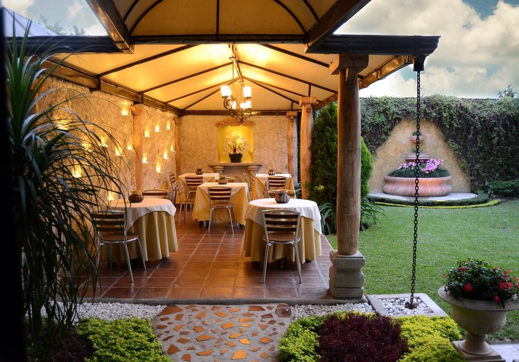Hostal Villa Toscana Guatemala City Екстериор снимка