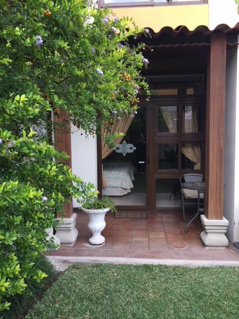 Hostal Villa Toscana Guatemala City Екстериор снимка